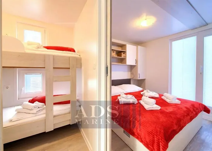 Seaesta Floating Botel Constanta